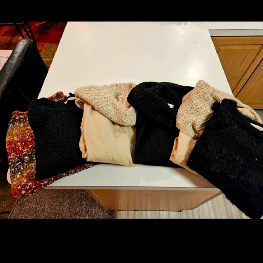 Lot of 6 Women's Winter Holiday Sweaters Size L Ann Taylor, NY & Company NWOT